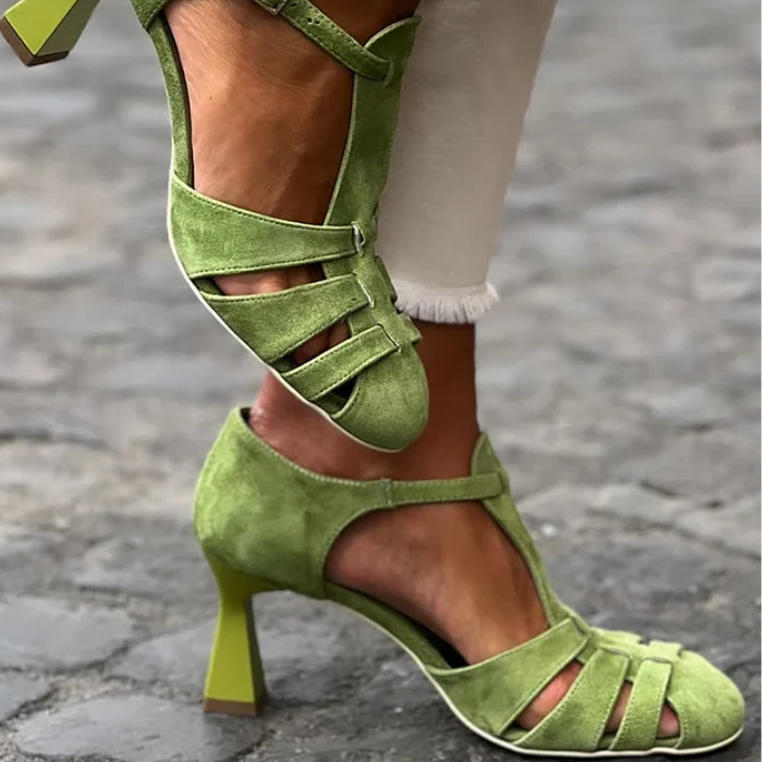 Sandalias Vintage de Arte Elegante