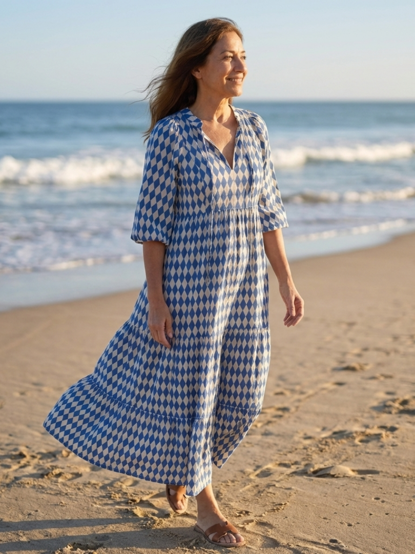 Elodie | Vestido Midi con Volantes y Estampado de Diamantes