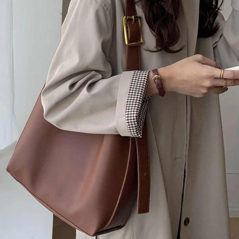 Ella | Bolso de hombro de cuero