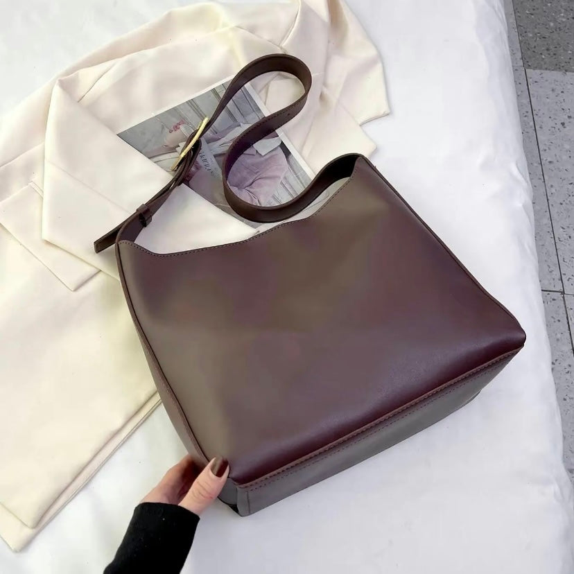 Ella | Bolso de hombro de cuero