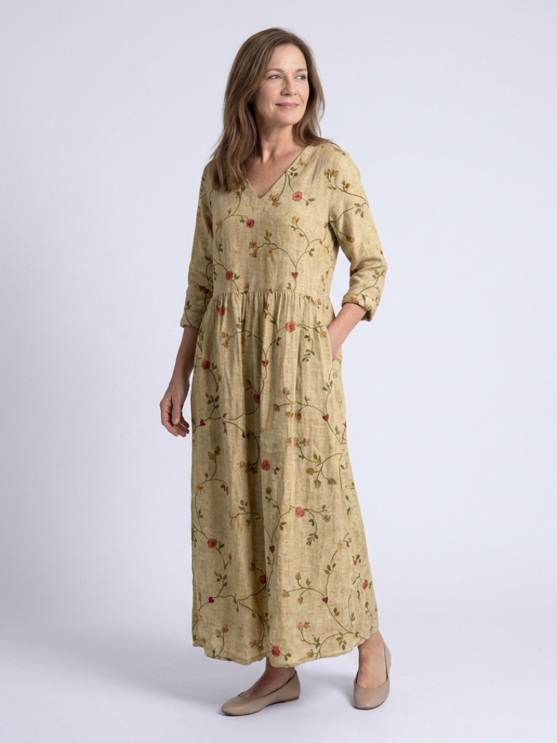 Marina | Vestido Maxi Floral con Escote en V y Manga Tres Cuartos" can be rewritten as:

"Marina | Vestido Maxi Floral con Escote en V y Mangas Tres Cuartos