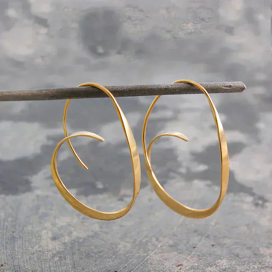 Deliciosos Pendientes en Forma de Espiral