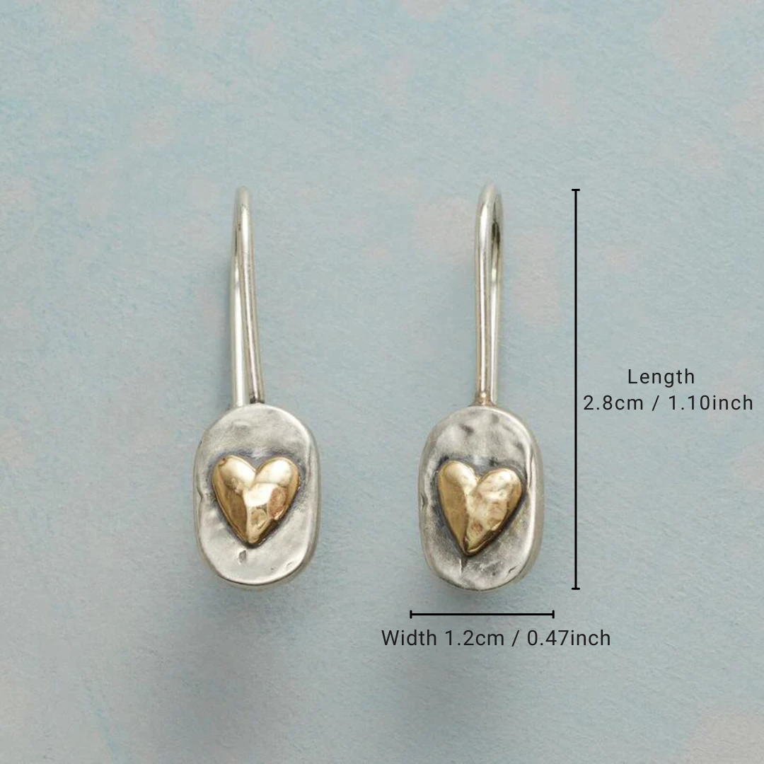 Pendientes Vintage de Plata con Detalles Dorados en Forma de Corazón