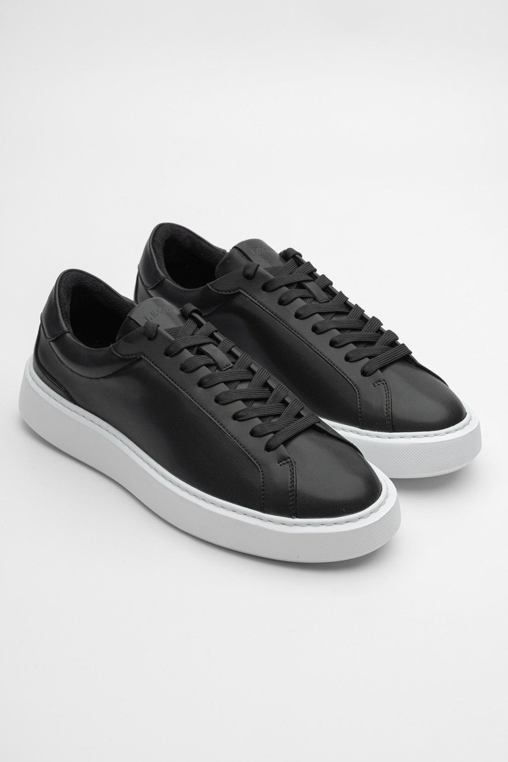 Zapato de Cuero Negro