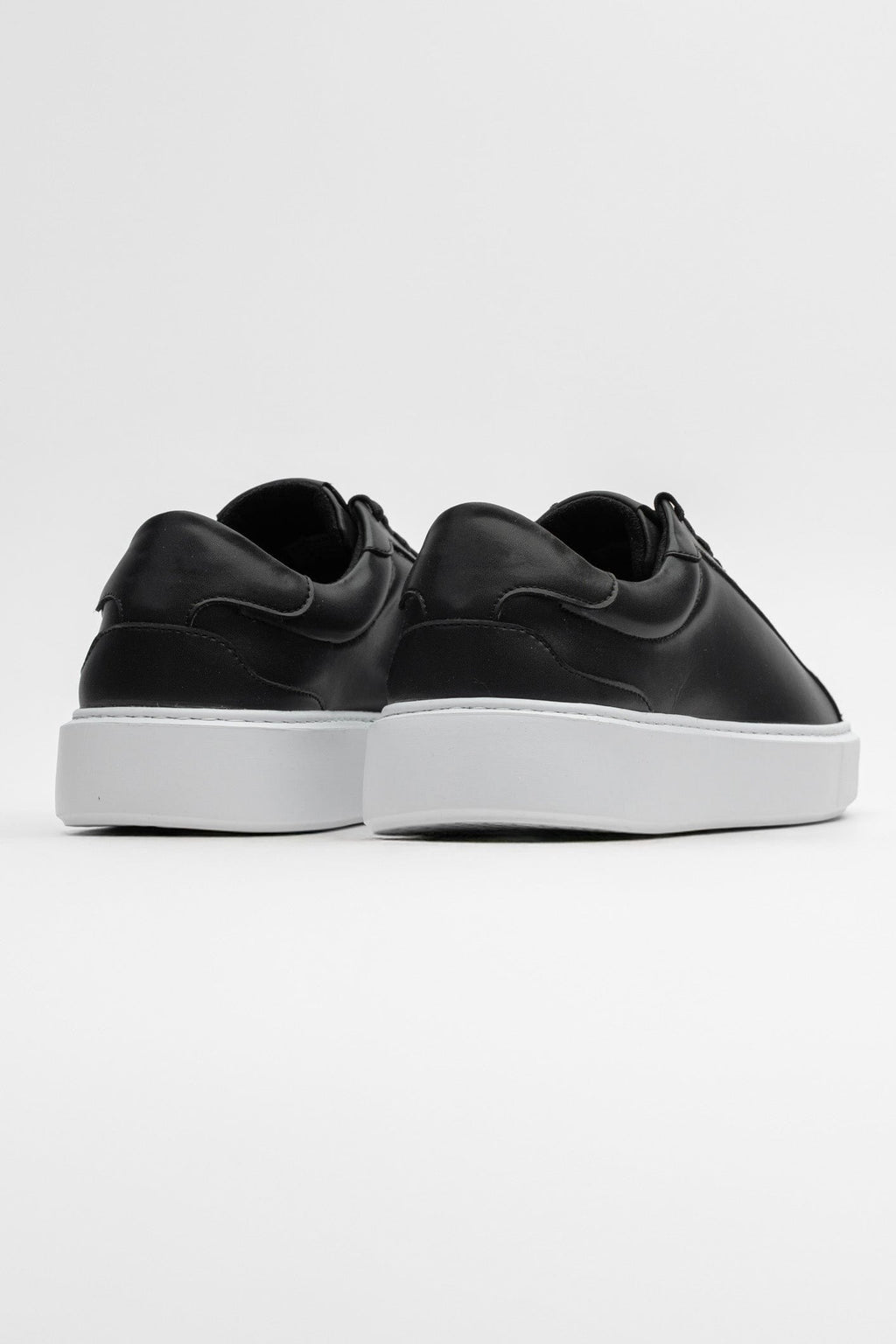 Zapato de Cuero Negro