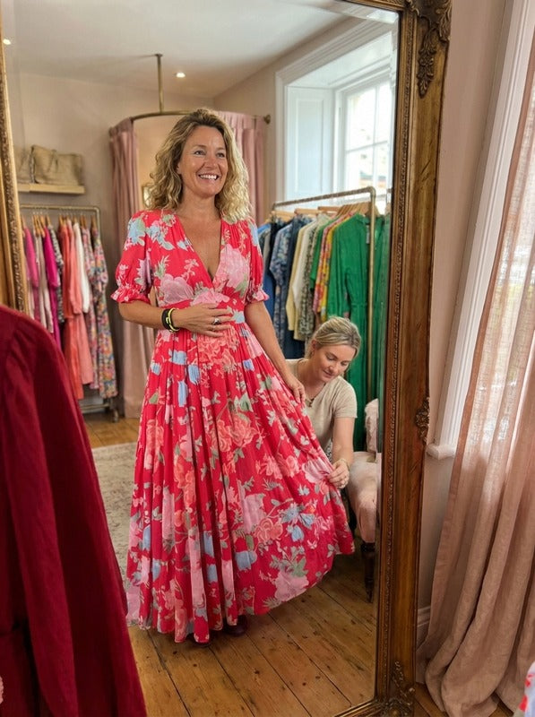Minelda | Vestido Floral Elegante con Escote en V