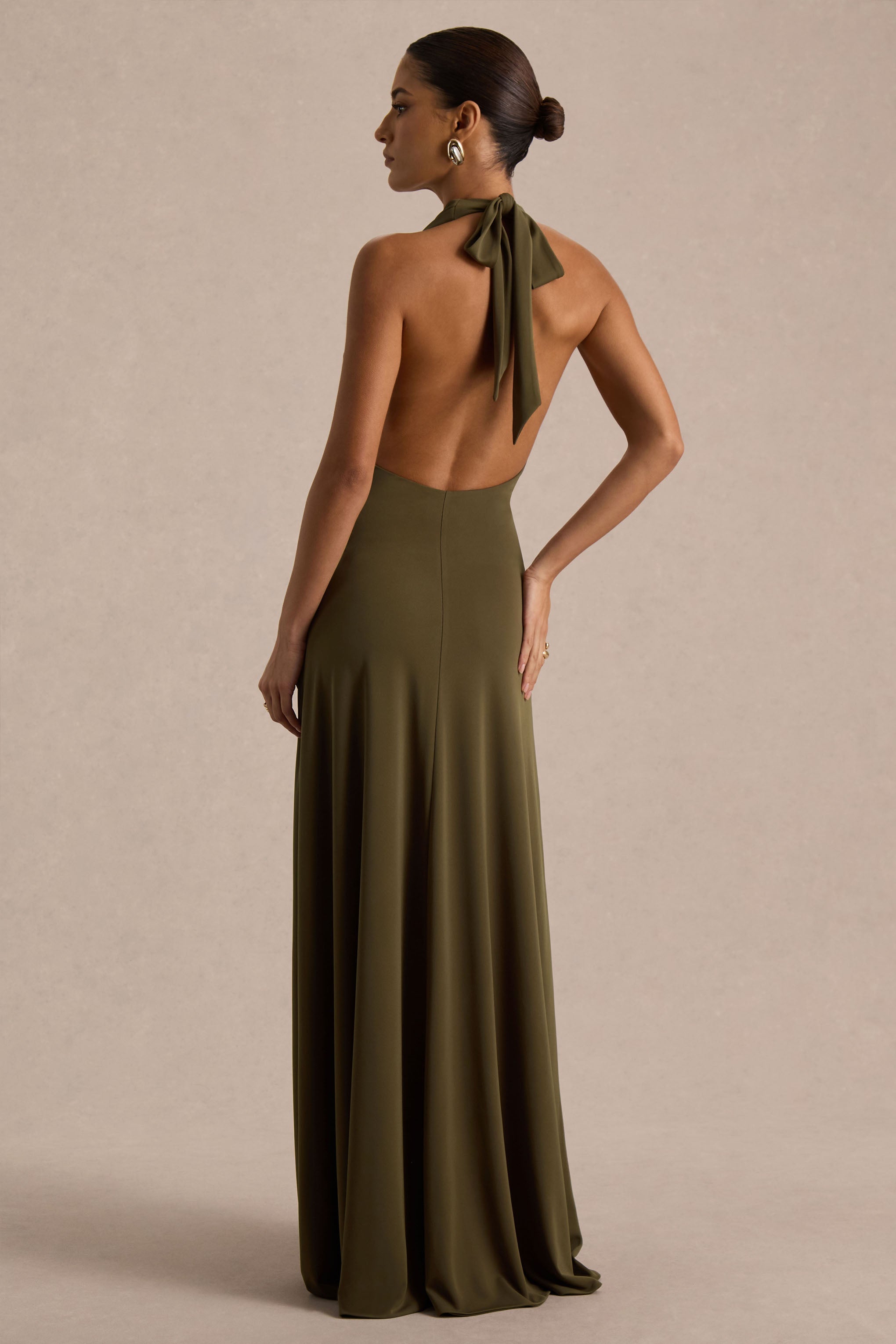 Mist | Vestido largo verde oliva con escote pronunciado y abertura frontal